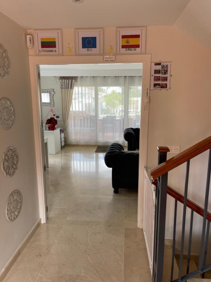 Marbella Deluxe Rooms In Royal Cabopino Townhouse מראה חיצוני תמונה